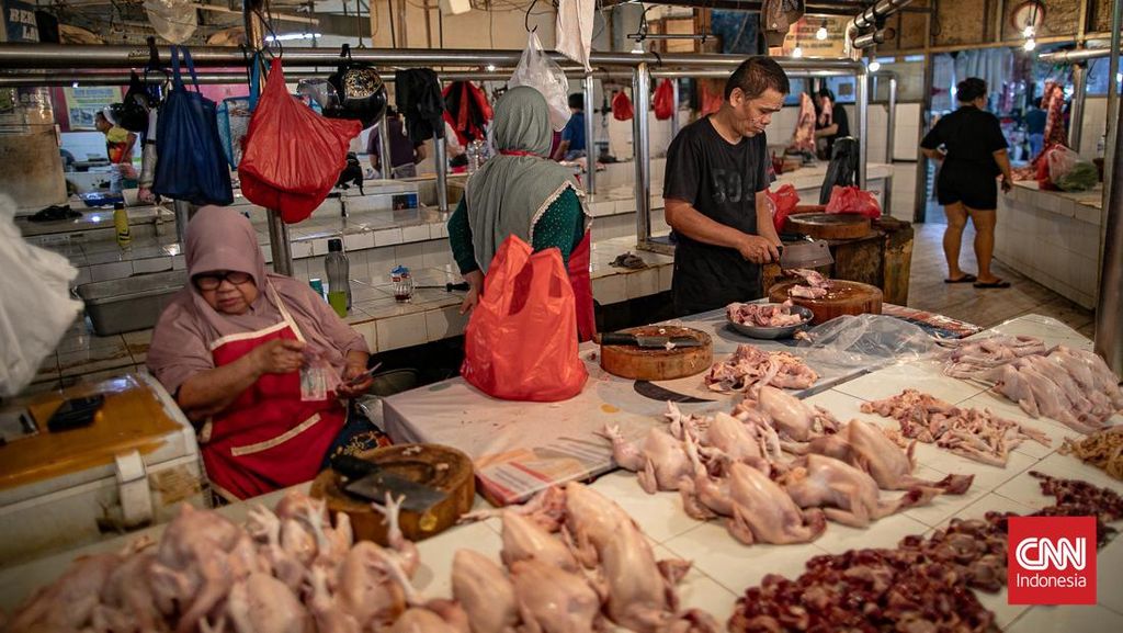 FOTO: Harga Bahan Pokok Merangkak Jelang Ramadan