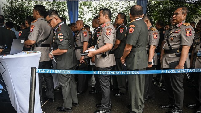 Presiden RI Prabowo Subianto menggelar Rapat Pimpinan TNI-Polri di Istana Kepresidenan Jakarta, apa saja yang dibahas?