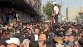 Pedagang Irak Mogok Jualan hingga Demo ke Jalan Protes Tarif Baru