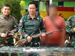 TNI Amankan 2 Pucuk Senpi dan Amunisi di Jayapura