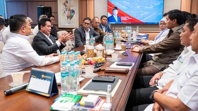 BRI mencatatkan penyaluran KPP setara 49 persen dari total penyaluran Kredit Usaha Rakyat (KUR) Perumahan sebesar Rp1.774 triliun di sepanjang 2026.