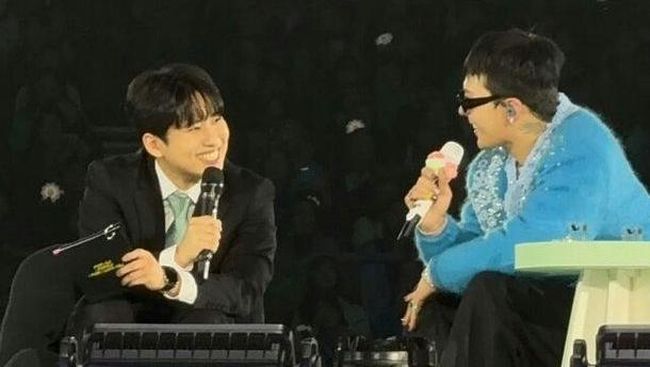 G-Dragon Hadiahi MC Fanmeetingnya Kalung Mewah Rp170 Juta