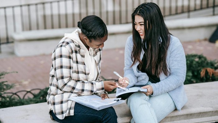 Mampu mempertahankan hubungan interpersonal