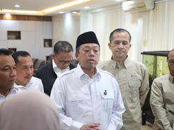 Nusron Pulihkan Kepastian Hukum Hak Tanah Milik Transmigran di Kalsel