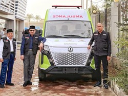 Donasi Ambulans Jadi Simbol Solidaritas Karawang untuk Palestina
