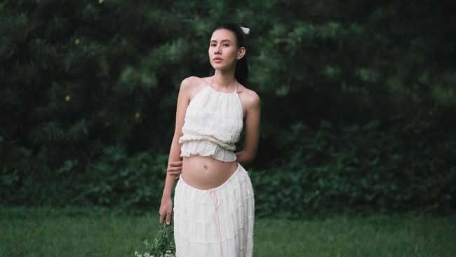 10 Cara Artis Gen Z Umumkan Kehamilan, Intip Potret Manisnya
