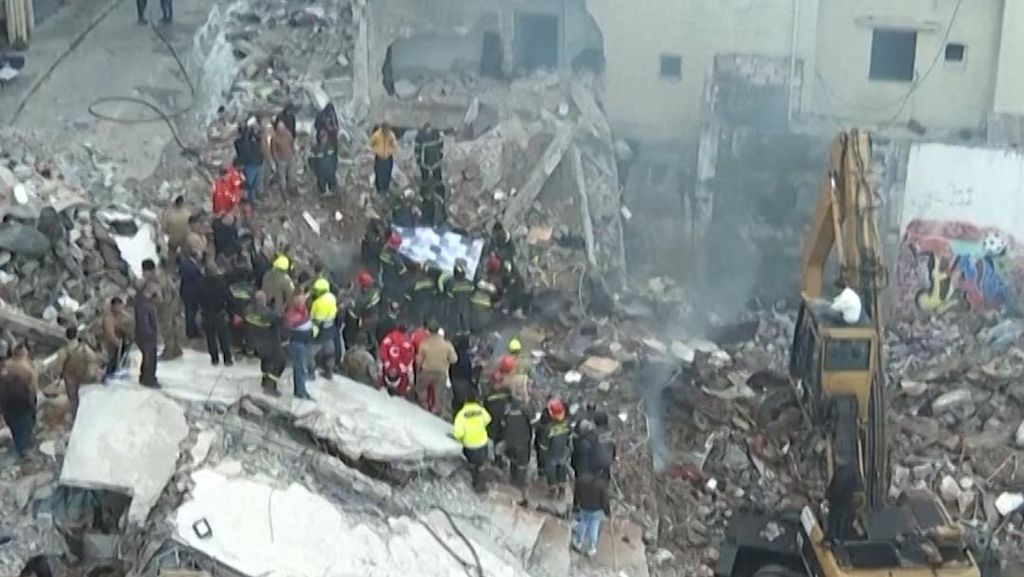 Update Evakuasi Dua Bangunan Runtuh di Tripoli Lebanon, 15 Tewas