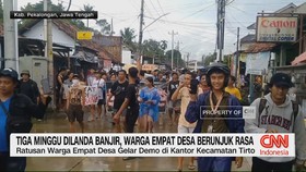 VIDEO: Tiga Minggu Dilanda Banjir, Warga Empat Desa Berunjuk Rasa