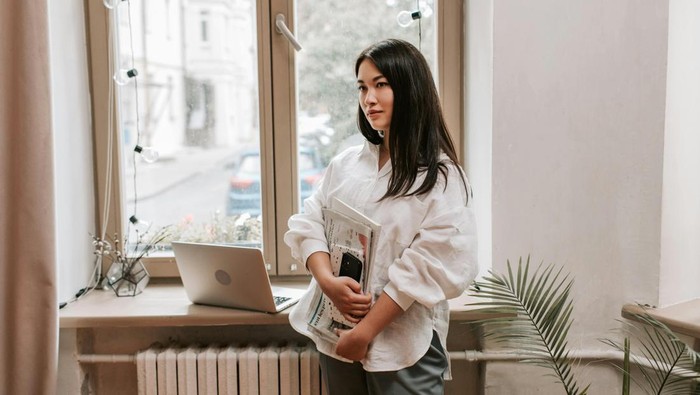 5 Ciri Kepribadian Orang yang Magnetis secara Alami Menurut Psikologi