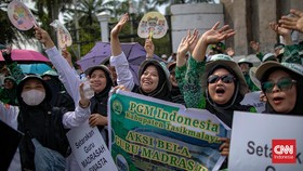 Tunjangan Profesi Guru Madrasah Belum Cair, Kemenag Buka Suara