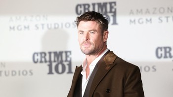 FOTO: Chris Hemsworth Bersiap Jadi Pencuri Genius di Crime 101