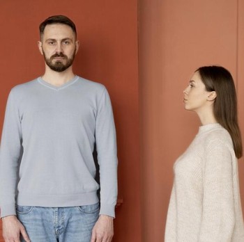 5 Tanda Bahwa Kamu Lebih Banyak Berjuang Sendirian dalam Hubungan