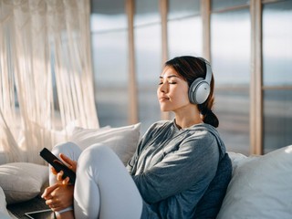 Upgrade Cara Denger Musik, Headphone Nyaman yang Bikin Aktivitas Makin Seru!