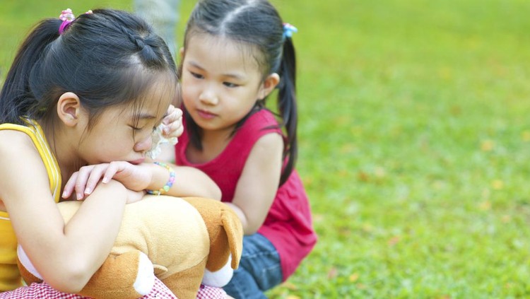 Kebiasaan Anak Jadi &OpenCurlyQuote;People Pleaser&rsquo; Bisa Bikin Hidup Tidak Bahagia saat Dewasa