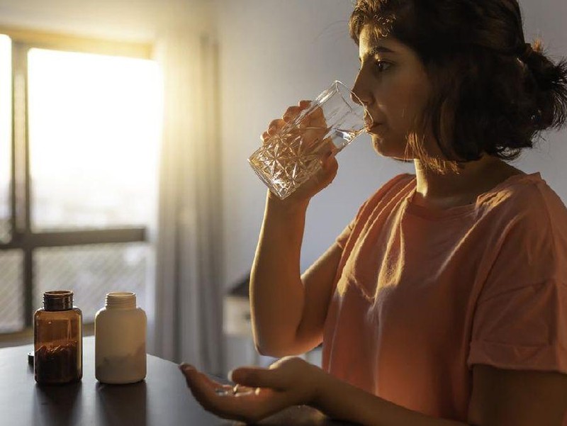 Ingin Puasa Lebih Tenang Saat Merawat Lansia? Siapkan Barang-Barang Ini Selama Ramadan