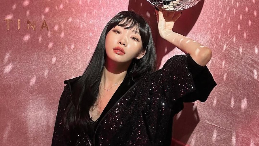 Lirik Lagu Save Me - Chung Ha