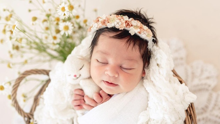 Nama bayi paling  populer 2026