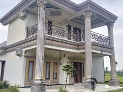 Penampakan Rumah Mewah Bos Ayam Petarung Nganjuk Digerebek Kasus Sabu