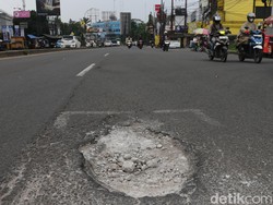 Penanggung Jawab Jalan Rusak Bisa Dipenjara, Ini Undang-Undangnya