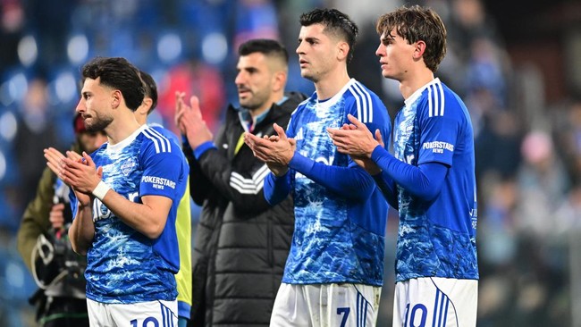 Como mencetak sejarah dengan lolos ke semifinal Coppa Italia setelah 40 tahun terakhir usai mengalahkan Napoli lewat drama adu penalti.