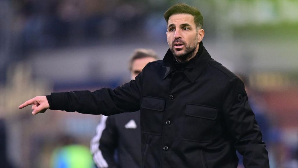 Petinggi Como: Fabregas Pelatih Kelas Dunia