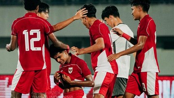 Liputan Olahraga CNN Sport : Dua Anak Legenda Persipura Bela Timnas Indonesia U-17