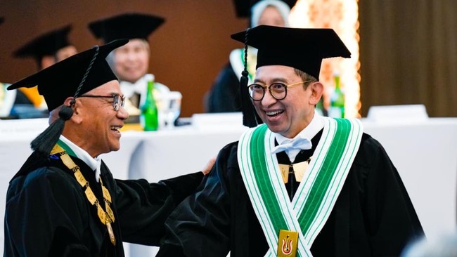 Pengukuhan profesor kehormatan disebut sebagai bentuk penghargaan akademik tertinggi yang diberikan atas dedikasi, pemikiran, serta kontribusi Fadli Zon.