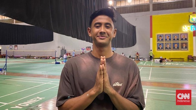 Alwi Farhan, pebulutangkis Indonesia, siap debut di All England 2026. Meski tak ungkap target, ia optimistis dan siap tampil maksimal.