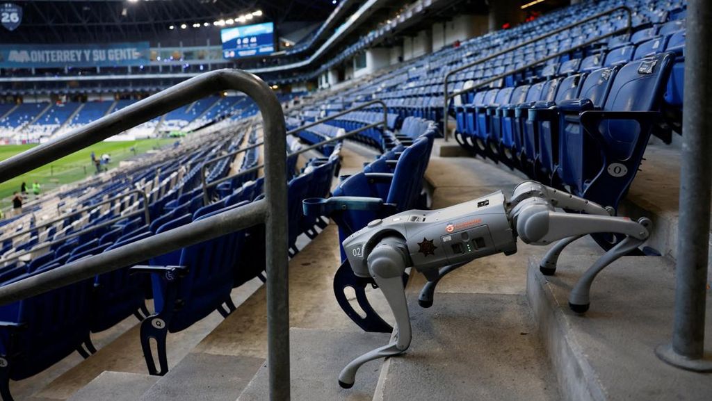 FOTO: Tim Robot Anjing Bersiap Jaga Piala Dunia 2026