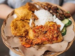 Dari Indonesia ke Malaysia! Ayam Gepuk Jadi Fenomena Kuliner