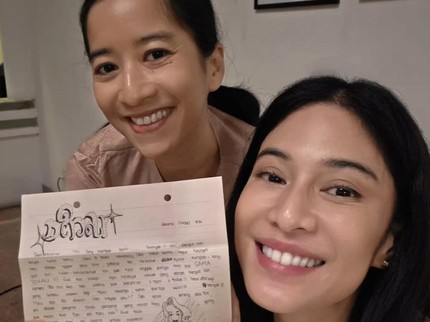 Sekian Tahun Berlalu, Dian Sastrowardoyo Akhirnya Bertemu Sahabat Pena