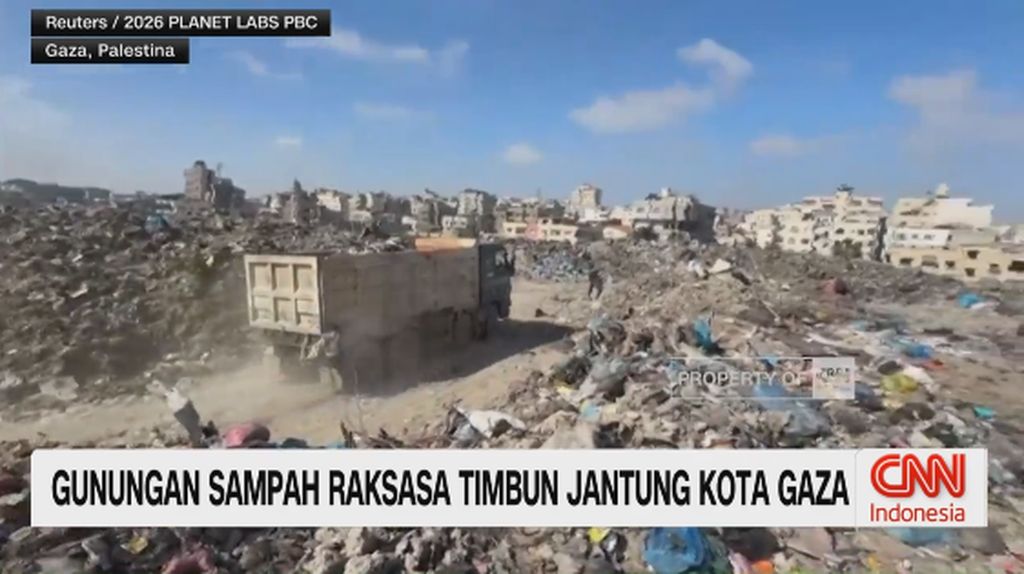 VIDEO: Gunungan Sampah Raksasa Timbun Jantung Kota Gaza