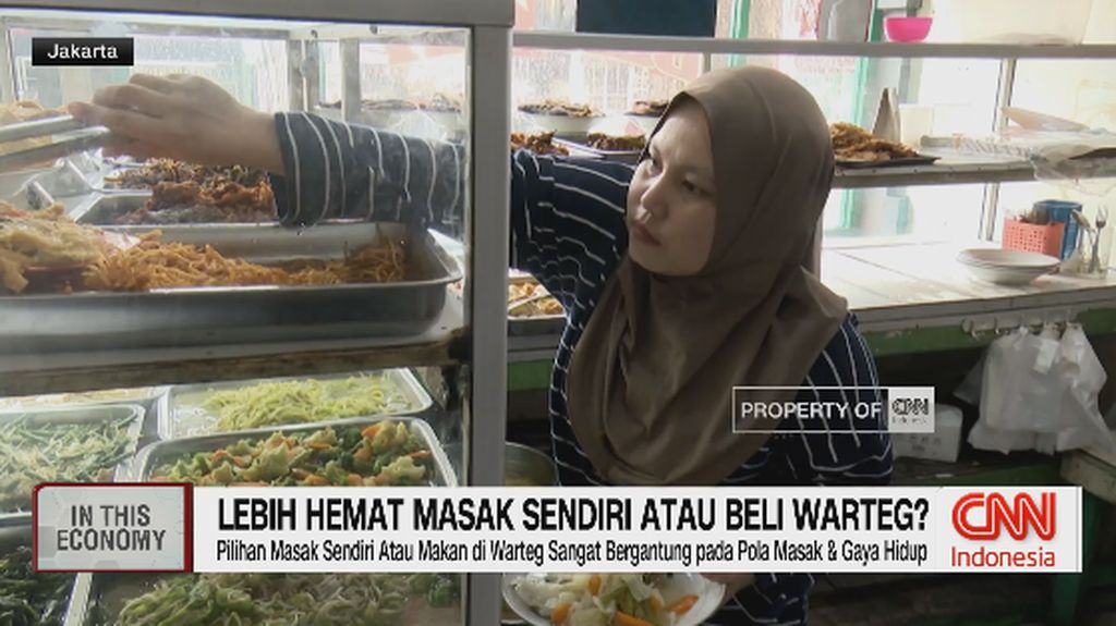 VIDEO: Masak Sendiri atau Warteg, Mana Lebih Hemat?