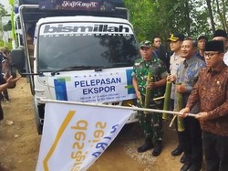 Mendes PDT Lepas Ekspor Gula Aren Pacitan yang Tembus Pasar Dunia