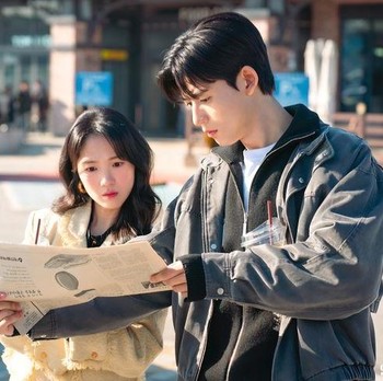 5 Chemistry Romantis Terbaik Kim Hye Yoon dengan Lawan Main di Drakor Populer