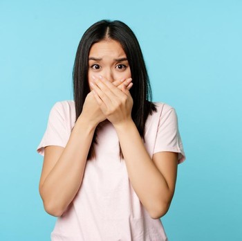 5 Cara Mengatasi Napas Tidak Segar saat Berpuasa