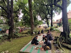 Sadranan Unik Makam Kabunan Banyumas dan Sederet Pantangannya