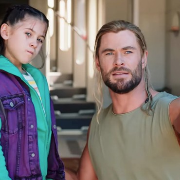 Ternyata Anak Chris Hemsworth Harus Disogok agar Mau Syuting 'Avengers: Doomsday'