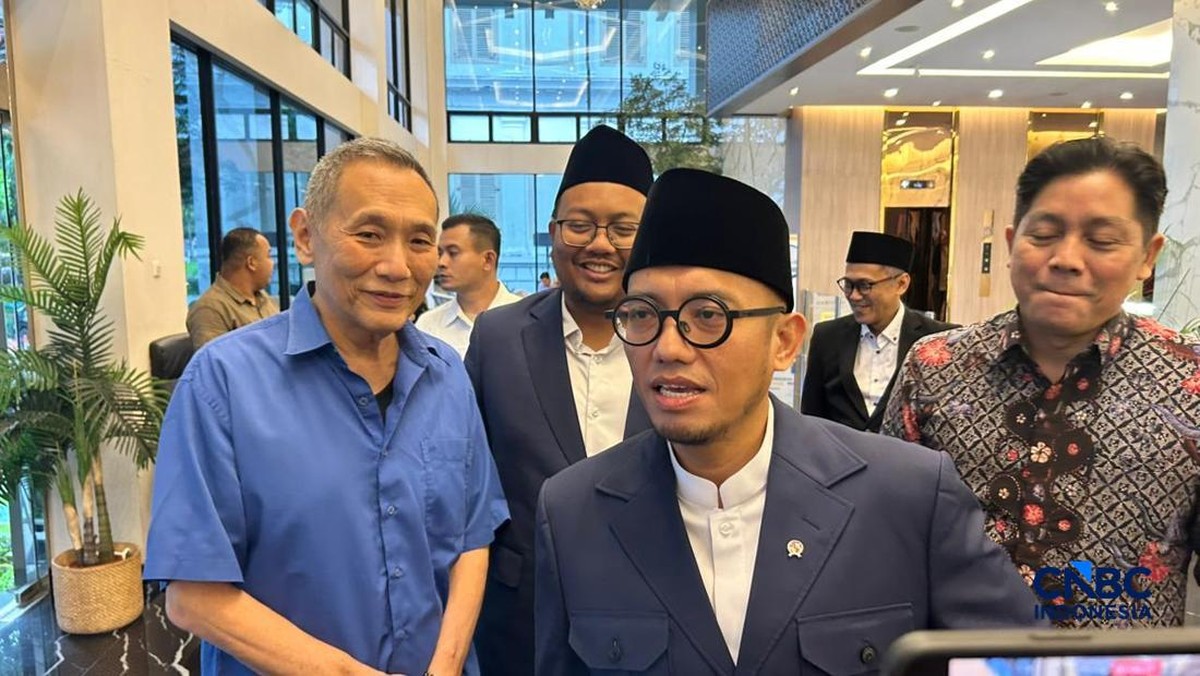 Wamen Dahnil Bawa 20 Catatan Penyelenggaraan Haji 2026 ke Prabowo