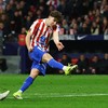 Soccer Football - Copa del Rey - Semi Final - First Leg - Atletico Madrid v FC Barcelona - Riyadh Air Metropolitano, Madrid, Spain - February 12, 2026 Atletico Madrid's Julian Alvarez scores their fourth goal REUTERS/Albert Gea
