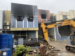 Bau Menyengat B3 Tercium di Pabrik Pestisida Biang Kerok Pencemaran Cisadane