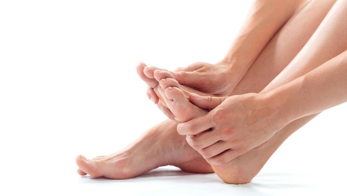 Tak Hanya Enak, 5 Buah Ini Dapat Membantu Turunkan Asam Urat