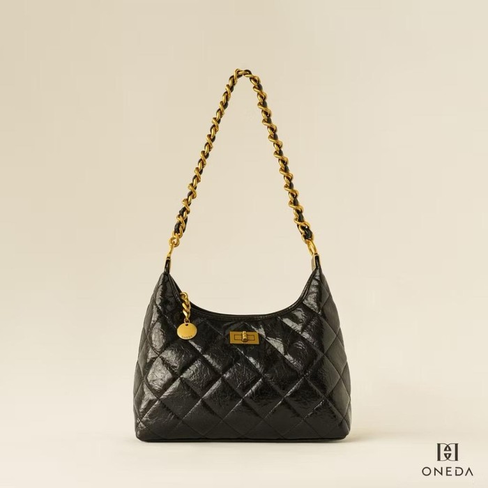 Get The Look Shenina Cinnamon