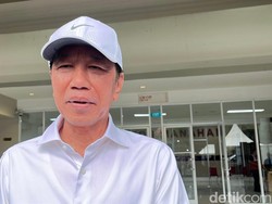 Kata Jokowi Ditanya Apakah Bakal Maafkan Roy Suryo cs