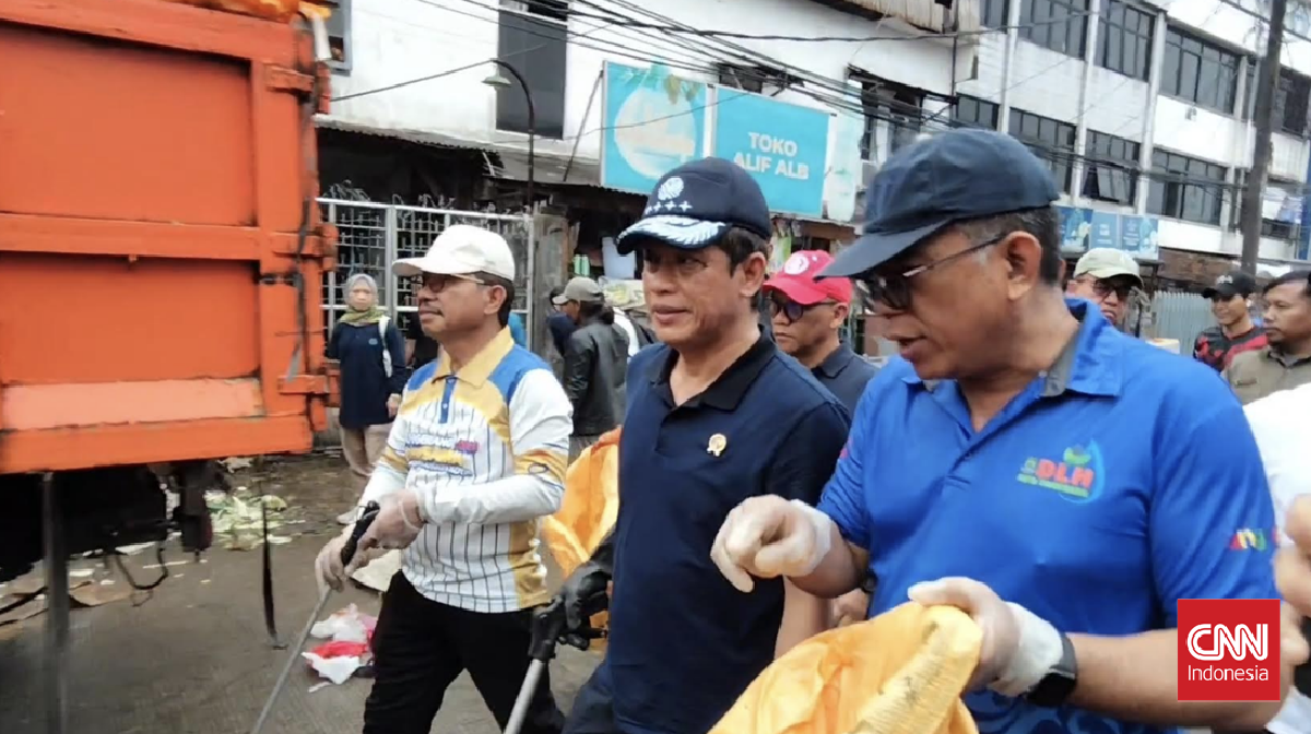 KLH Gugat Perusahaan Pencemar Limbah Sungai Cisadane ke Pengadilan
