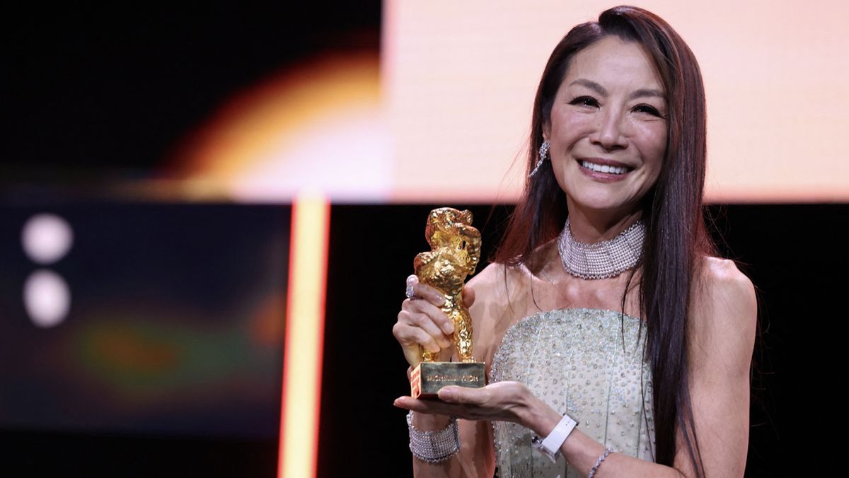 Michelle Yeoh Buka Berlinale 2026 dengan Pidato Emosional
