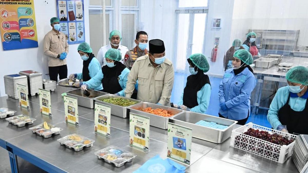 PDIP Sebut MBG Pakai Anggaran Pendidikan Rp223 T, BGN Buka Suara