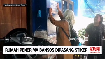 VIDEO: Rumah Penerima Bansos di Majalengka Dipasangi Stiker