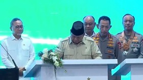Prabowo Tinjau-Resmikan SPPG dan Gudang Ketahanan Polri