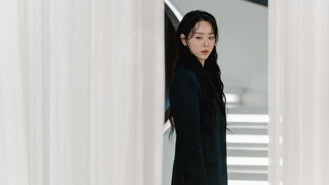 Review drama: The Art of Sarah mungkin memang tak sempurna, namun akting memukau Shin Hye-sun membuatnya jadi tontonan yang membekas.